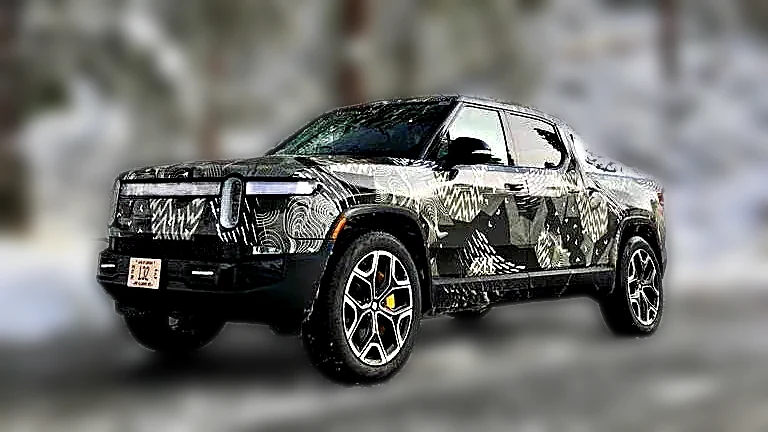 Rivian · Snow Camo. Chicago Fleet Wraps